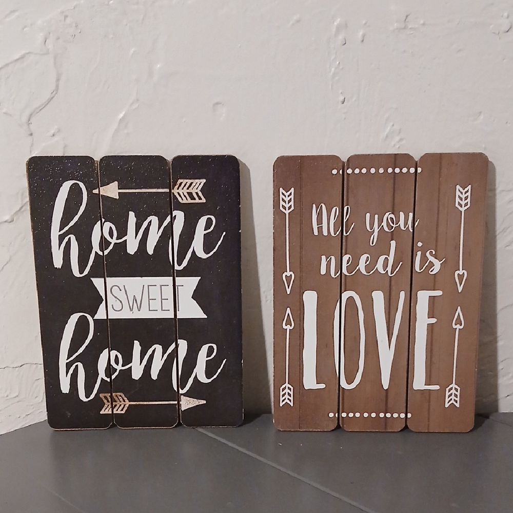 Rustic Home and Love Wall Decor Set